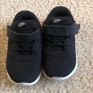 Nike sneakers toddler girl size 7